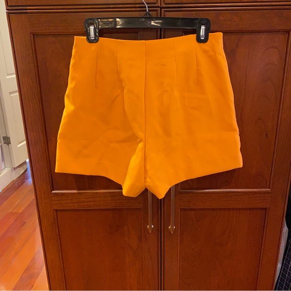 A New Day High-Rise Tailored Shorts, Size 6 - Picture 3 of 5